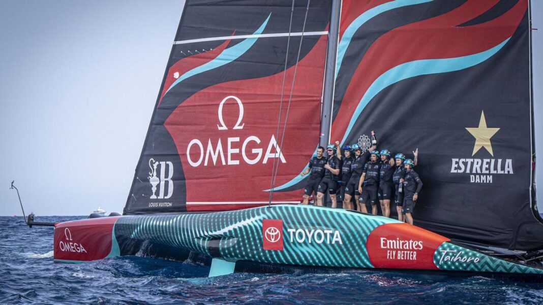 italianos,-franceses-y-britanicos-se-llevan-los-primeros-puntos-de-la-louis-vuitton-cup